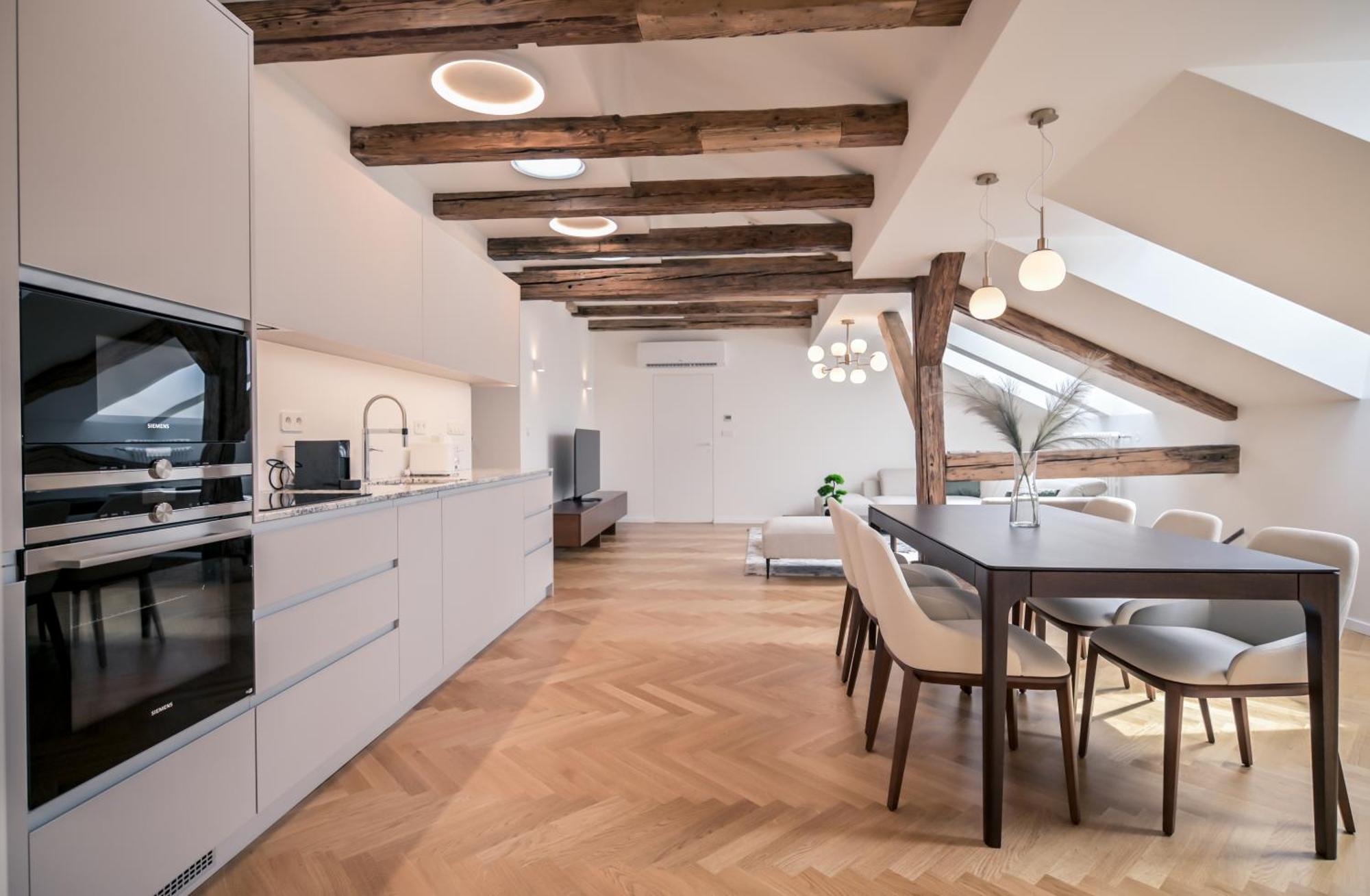 Laurinska 1 Apartments Bratislava Luaran gambar