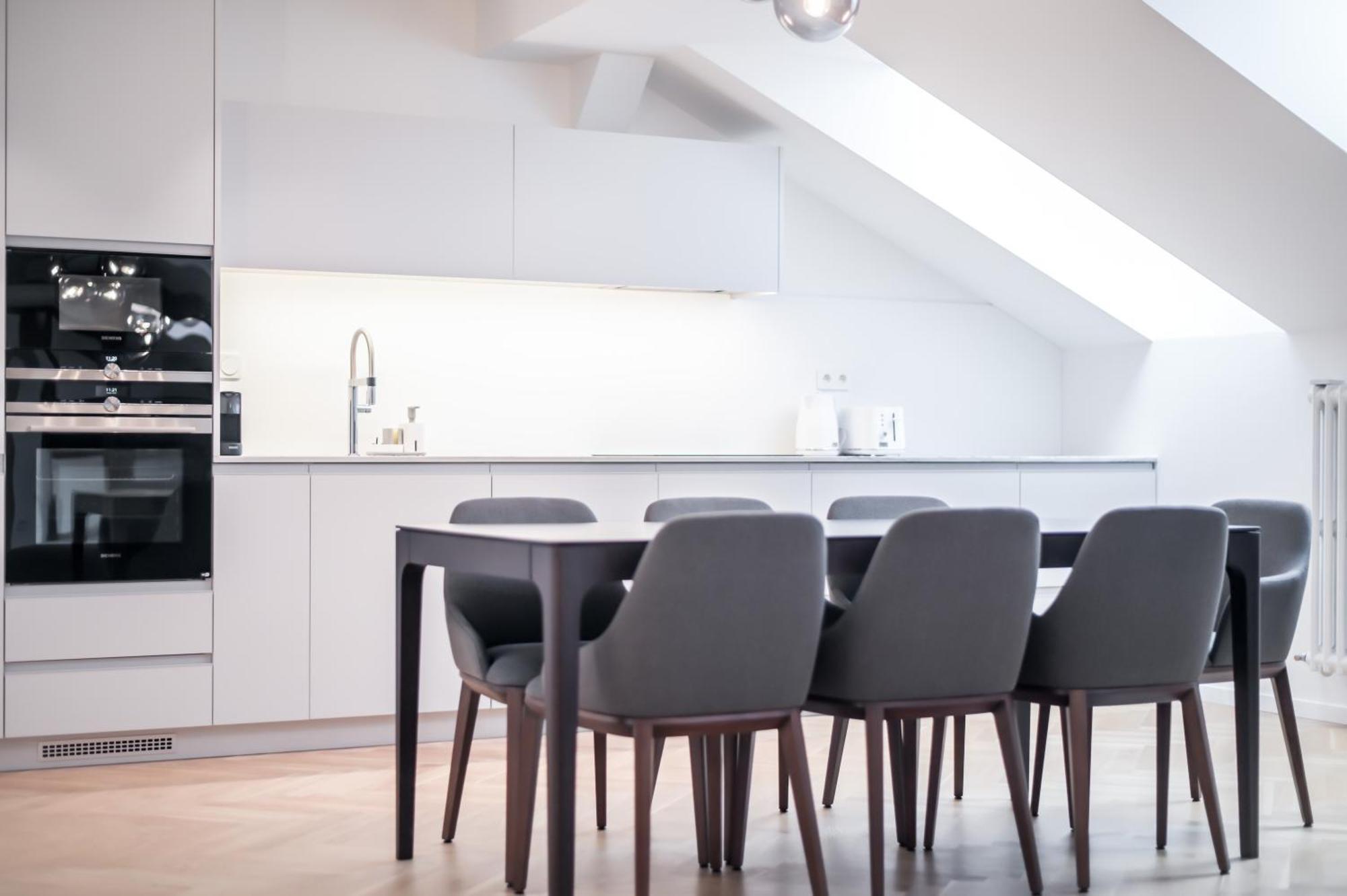 Laurinska 1 Apartments Bratislava Luaran gambar