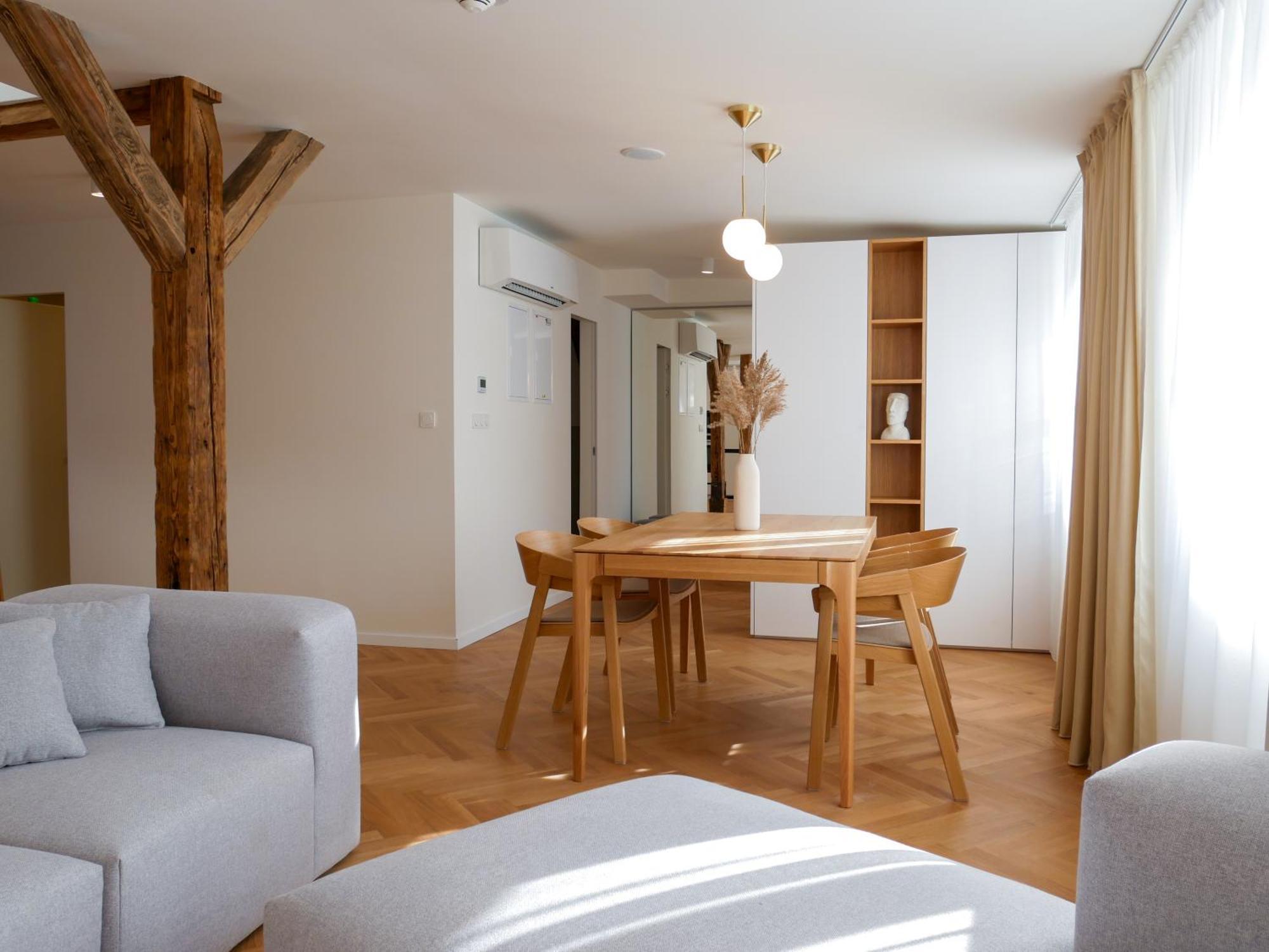 Laurinska 1 Apartments Bratislava Luaran gambar